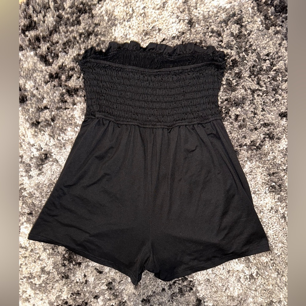 Plus Black Ruffle Smocked Romper - Picture 6 of 8